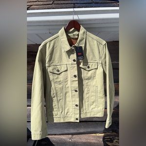 BNWT Levi’s denim trucker jacket